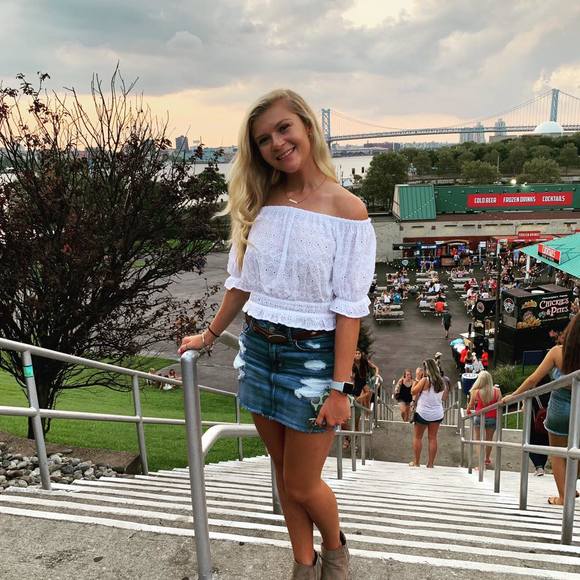 lauren_geiger